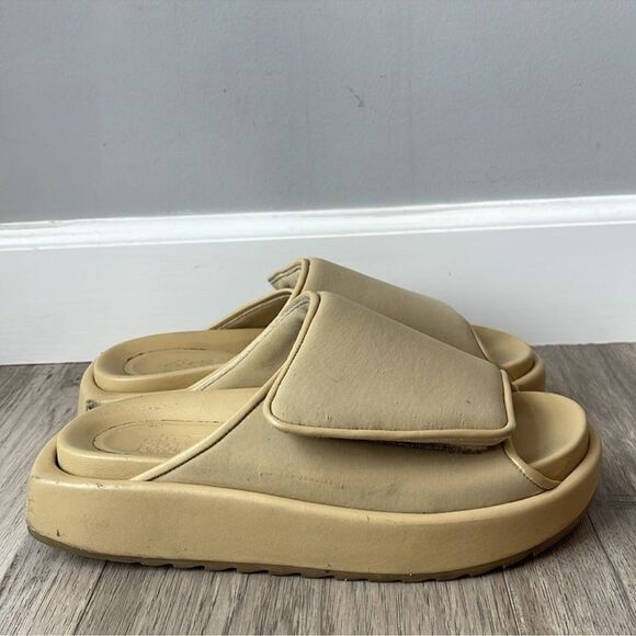 Gia Borghini Chunky Slide Stitched Puffy Sandals Yellow Cream - Picture 5 of 9